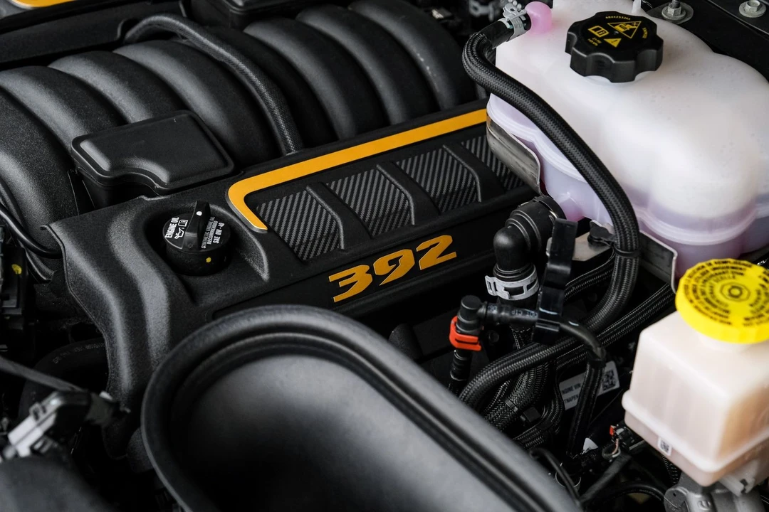 2025 Jeep JL Wrangler - Image 6 of 12