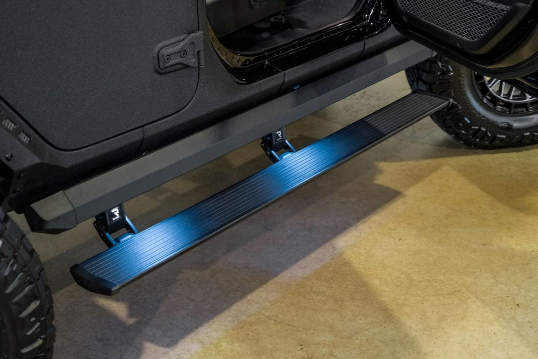 2025 Jeep JL Wrangler - Image 11 of 12