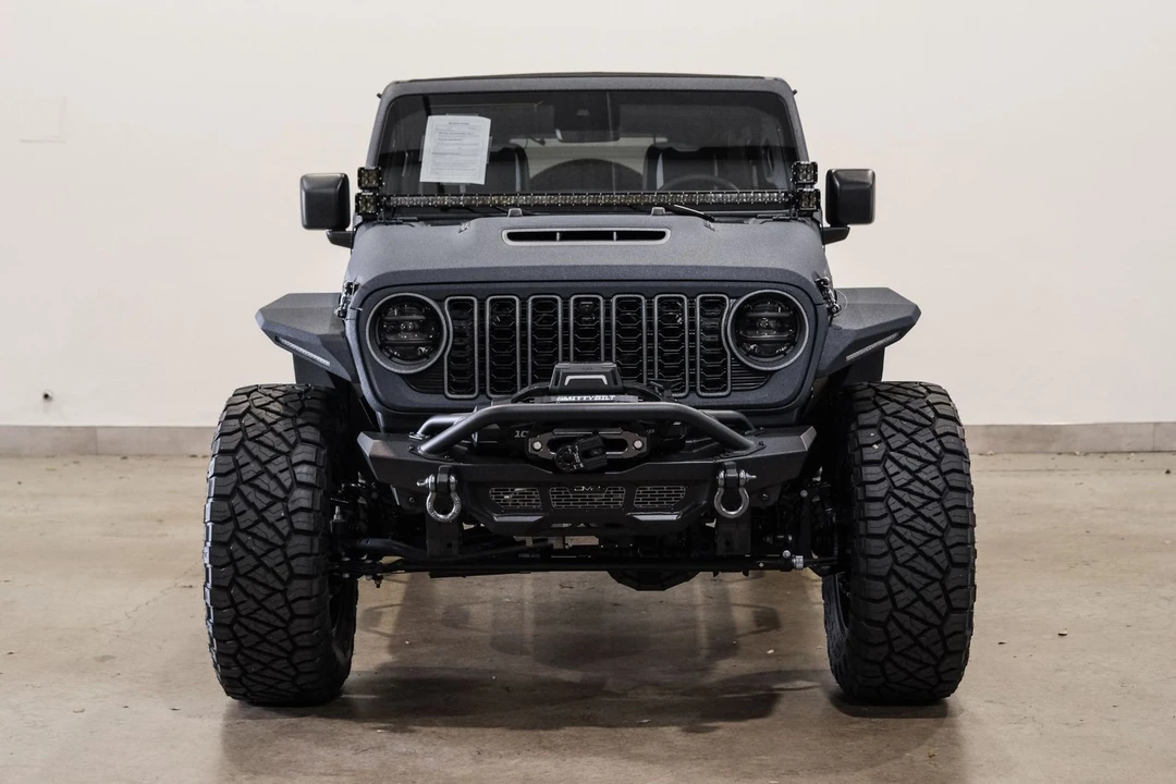2025 Jeep JL Wrangler - Image 3 of 12