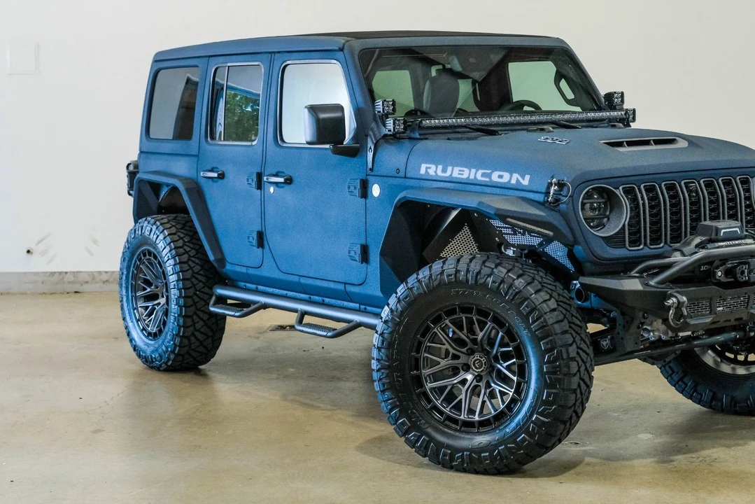 2025 Jeep JL Wrangler - Image 12 of 12