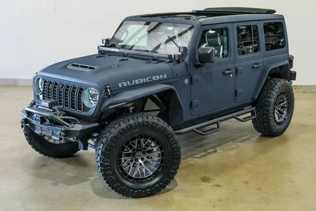 2025 Jeep JL Wrangler - Image 6 of 12