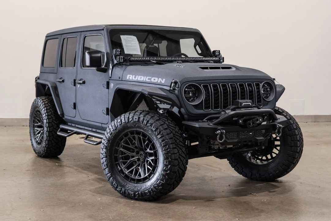 2025 Jeep JL Wrangler - Image 6 of 12