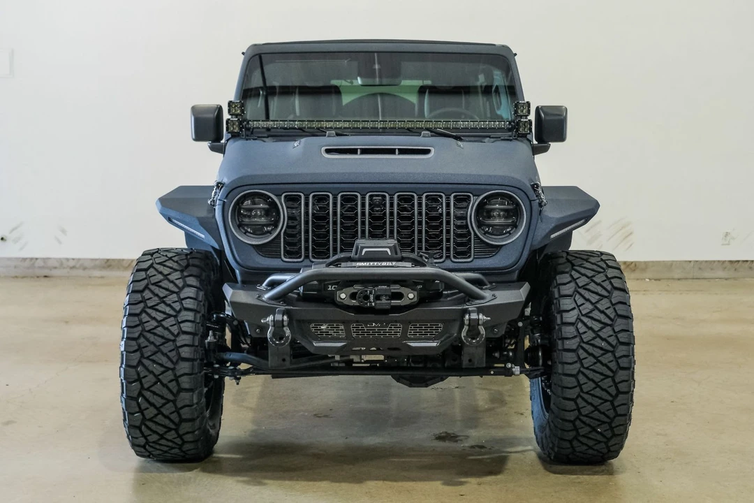 2025 Jeep JL Wrangler - Image 9 of 12