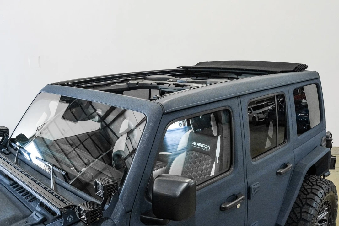 2025 Jeep JL Wrangler - Image 2 of 12