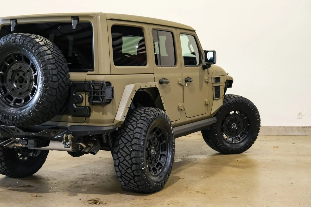2025 Jeep JL Wrangler - Image 12 of 12