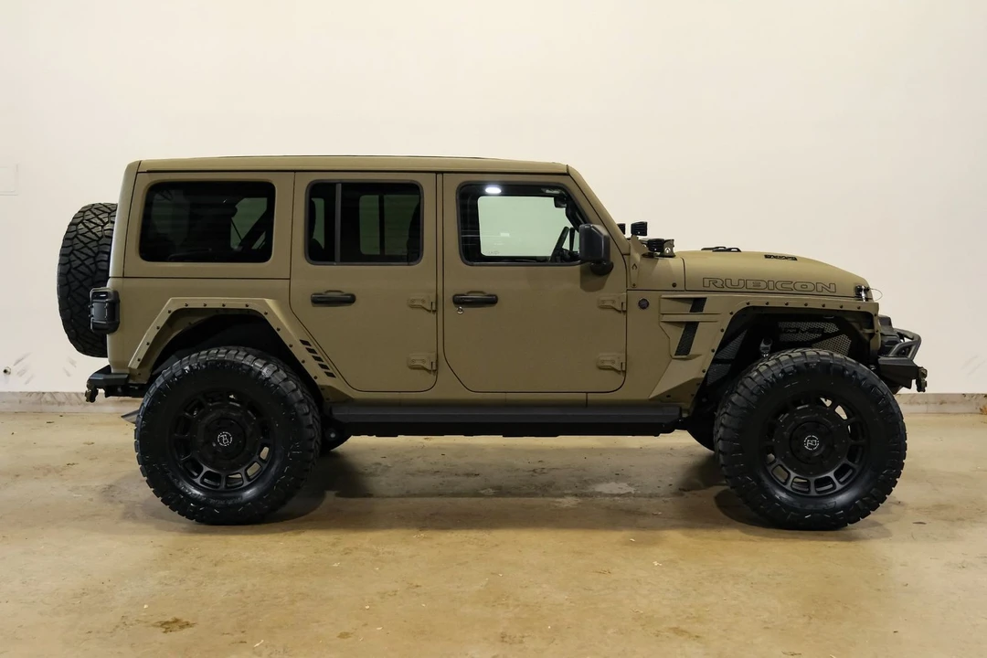 2025 Jeep JL Wrangler - Image 6 of 12