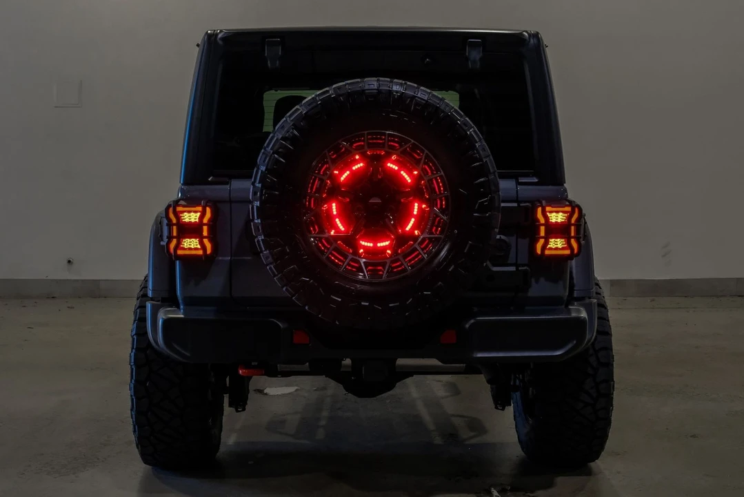 2025 Jeep JL Wrangler - Image 8 of 12