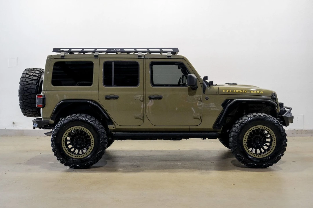 2025 Jeep JL Wrangler - Image 6 of 12