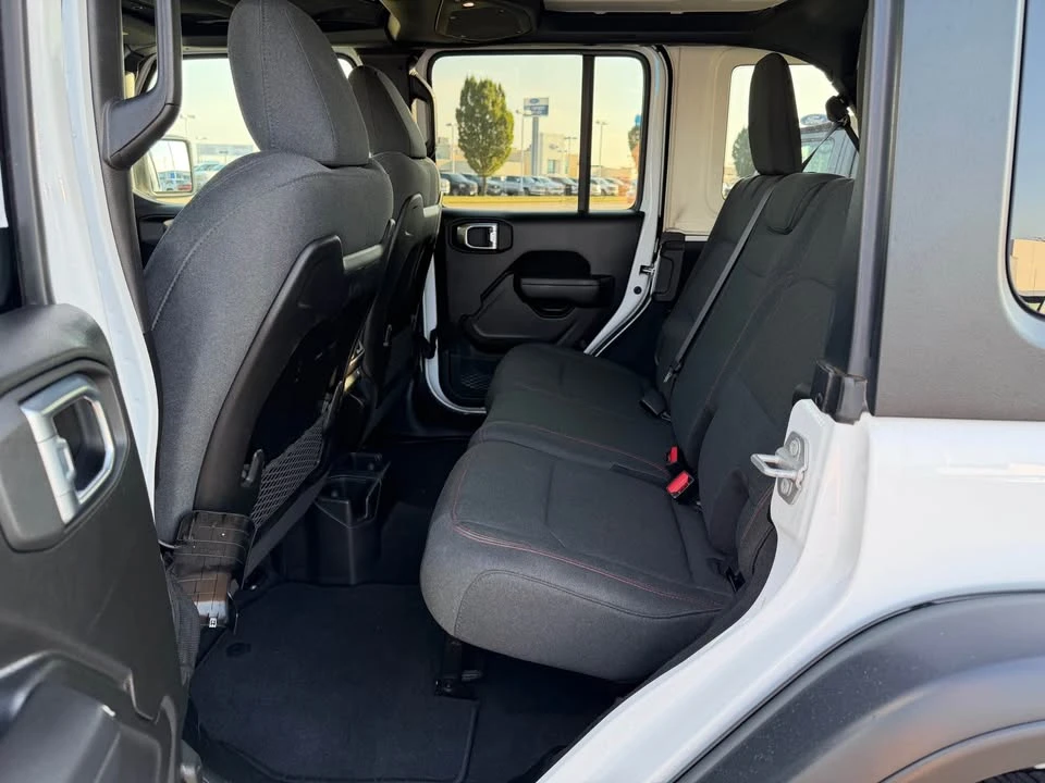 2025 Jeep JL Wrangler - Image 5 of 7
