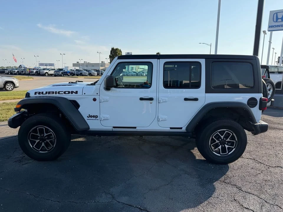 2025 Jeep JL Wrangler - Image 3 of 7