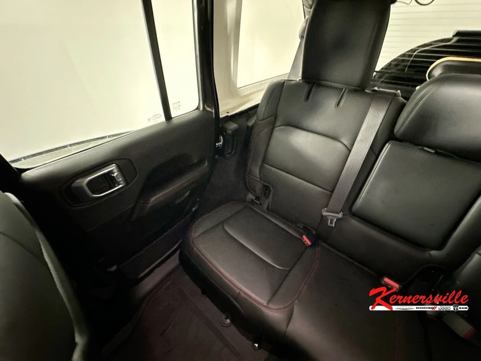 2025 Jeep JL Wrangler - Image 12 of 24