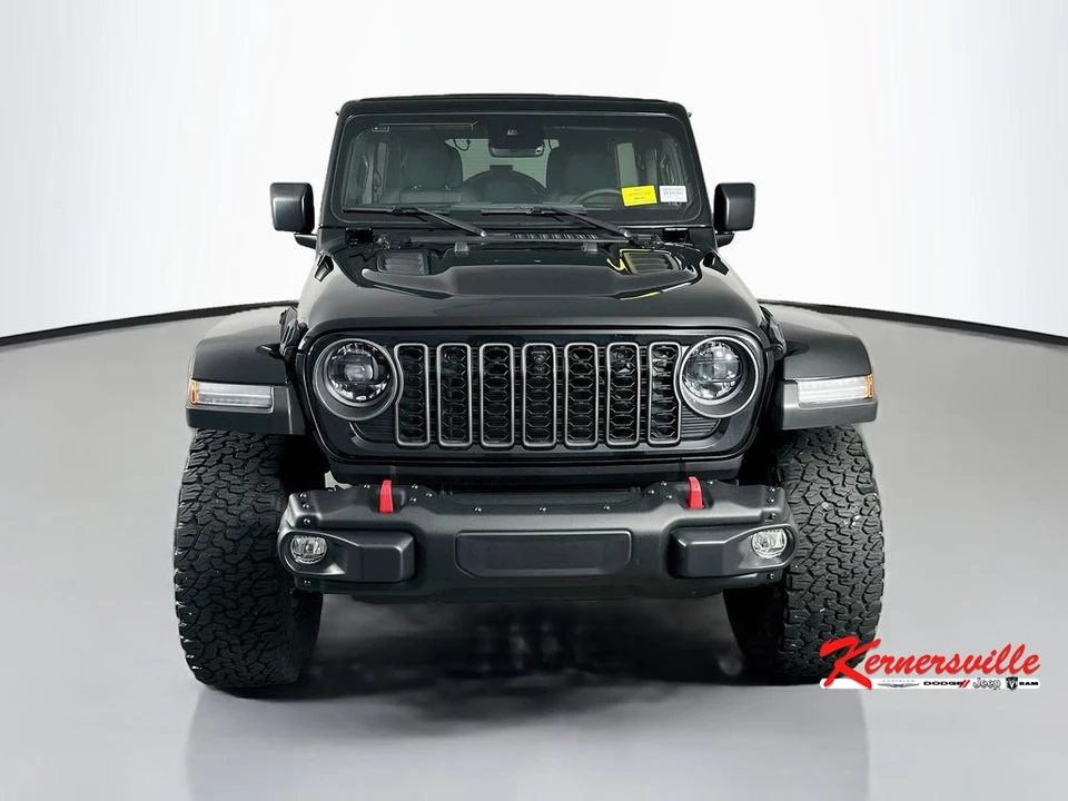 2025 Jeep JL Wrangler - Image 2 of 24