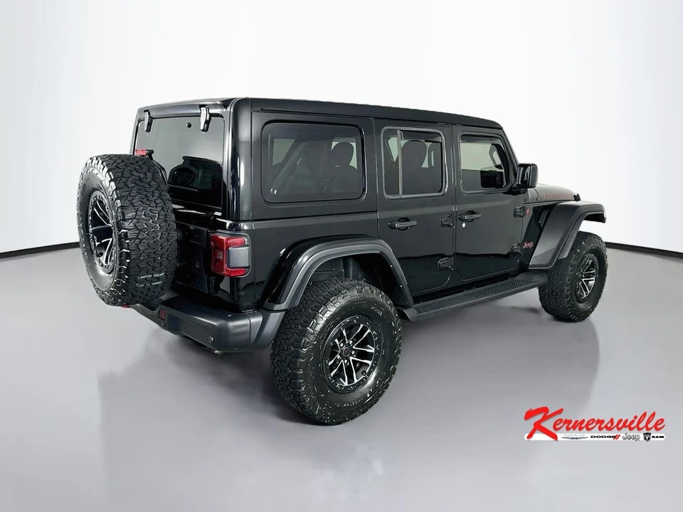 2025 Jeep JL Wrangler - Image 7 of 24