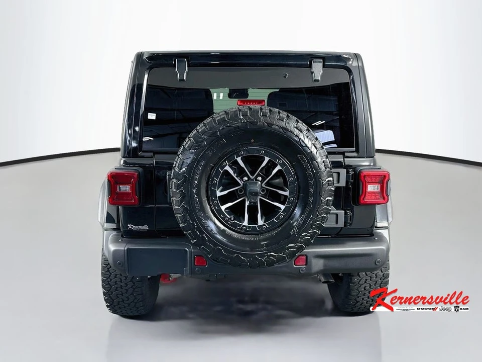 2025 Jeep JL Wrangler - Image 6 of 24