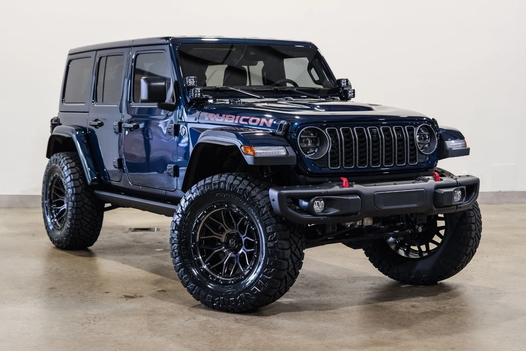 2025 Jeep JL Wrangler - Image 2 of 12