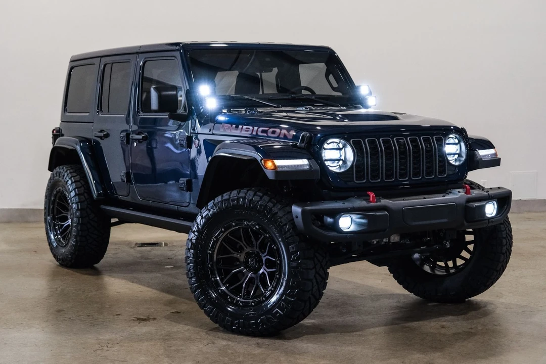 2025 Jeep JL Wrangler - Image 5 of 12