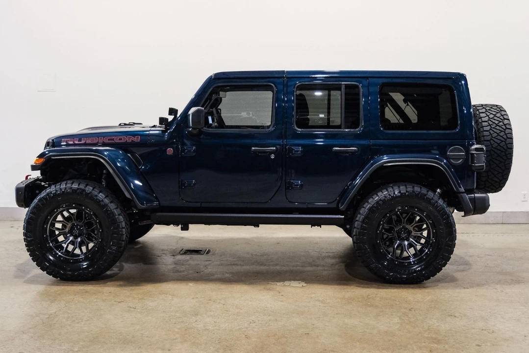 2025 Jeep JL Wrangler - Image 6 of 12