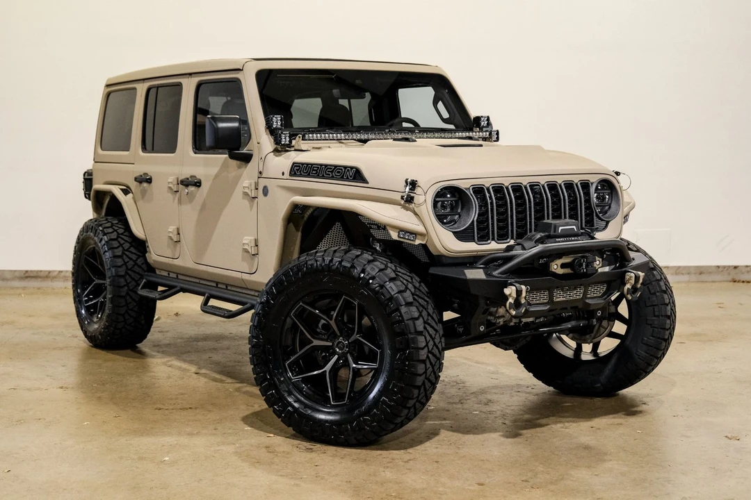 2025 Jeep JL Wrangler - Image 8 of 12