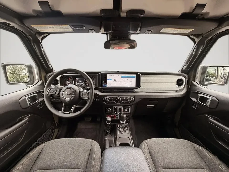 2025 Jeep JL Wrangler - Image 14 of 20
