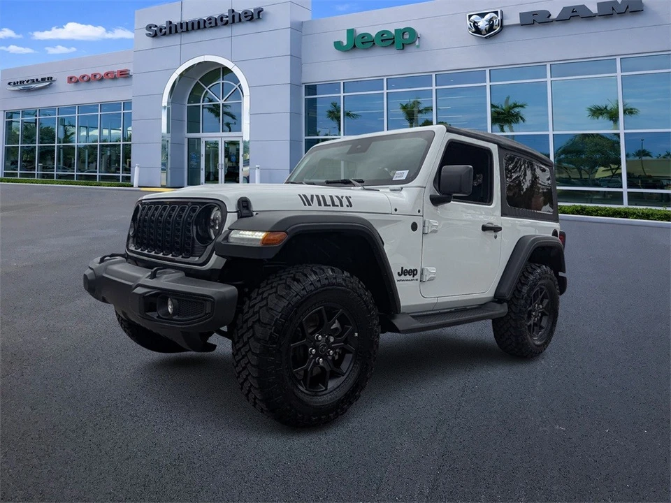 2025 Jeep JL Wrangler - Image 3 of 12