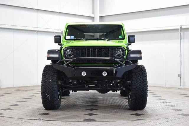 2025 Jeep JL Wrangler - Image 2 of 21