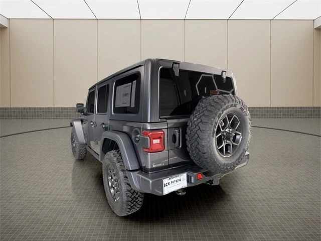 2025 Jeep JL Wrangler - Image 3 of 12