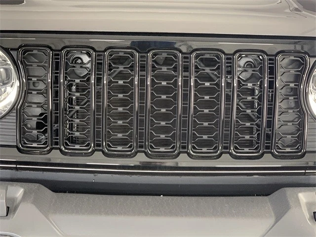 2025 Jeep JL Wrangler - Image 9 of 21