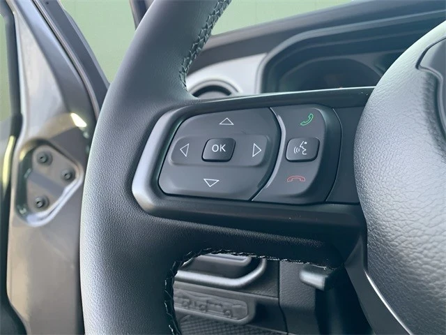 2025 Jeep JL Wrangler - Image 21 of 21