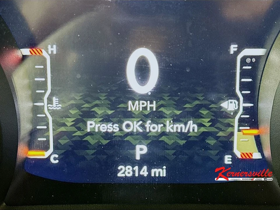 2025 Jeep JL Wrangler - Image 15 of 24