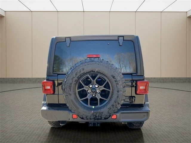 2025 Jeep JL Wrangler - Image 4 of 21