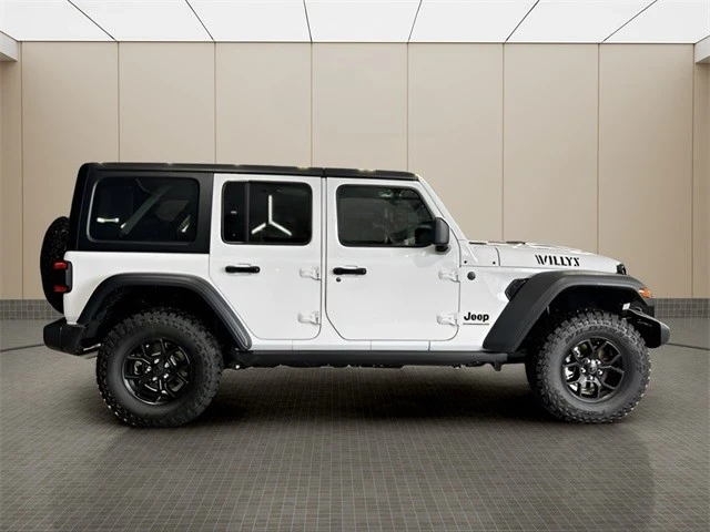 2025 Jeep JL Wrangler - Image 6 of 12