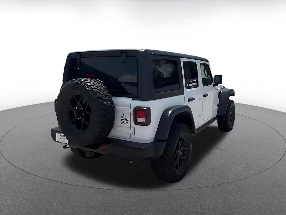 2025 Jeep JL Wrangler - Image 15 of 31