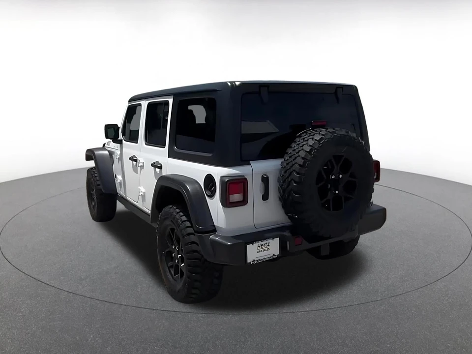 2025 Jeep JL Wrangler - Image 11 of 31