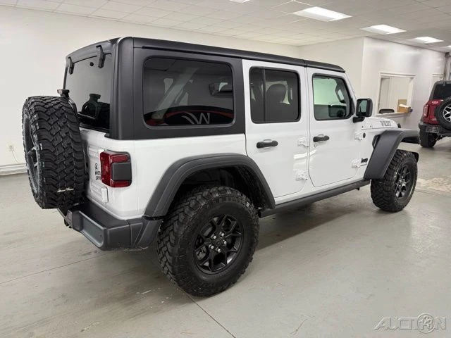 2025 Jeep JL Wrangler - Image 6 of 12