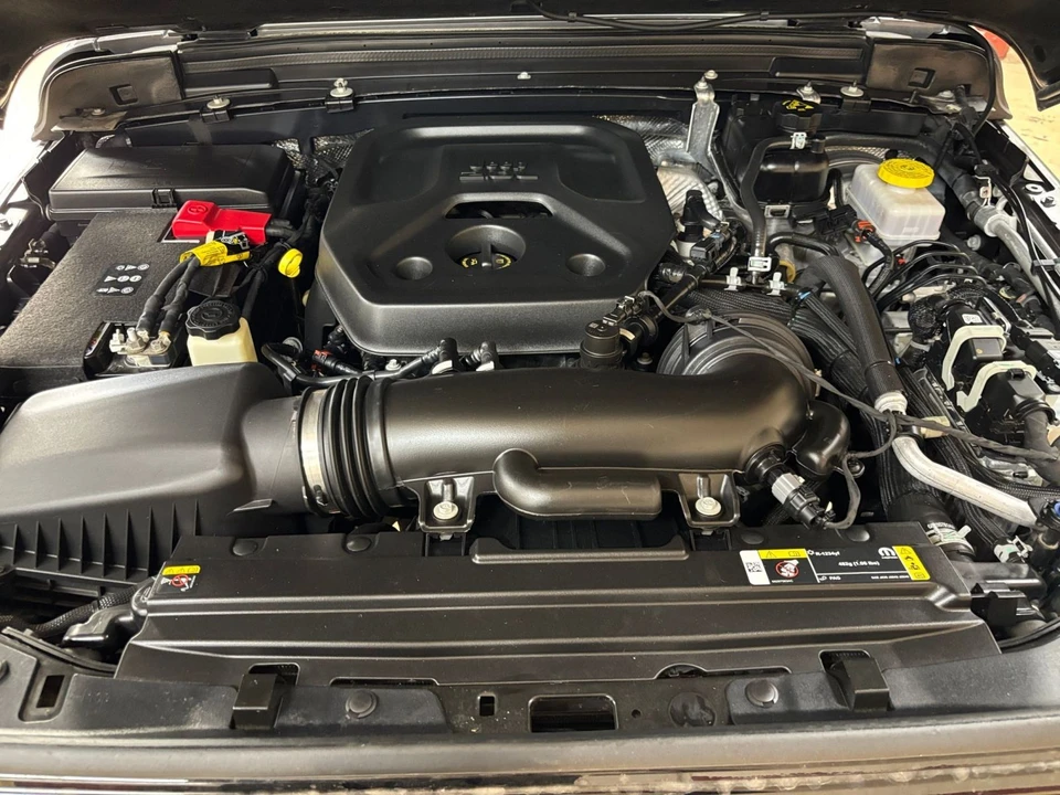 2025 Jeep JL Wrangler - Image 31 of 31