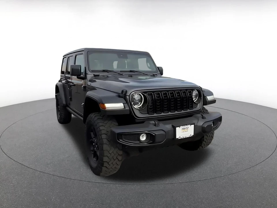 2025 Jeep JL Wrangler - Image 3 of 31