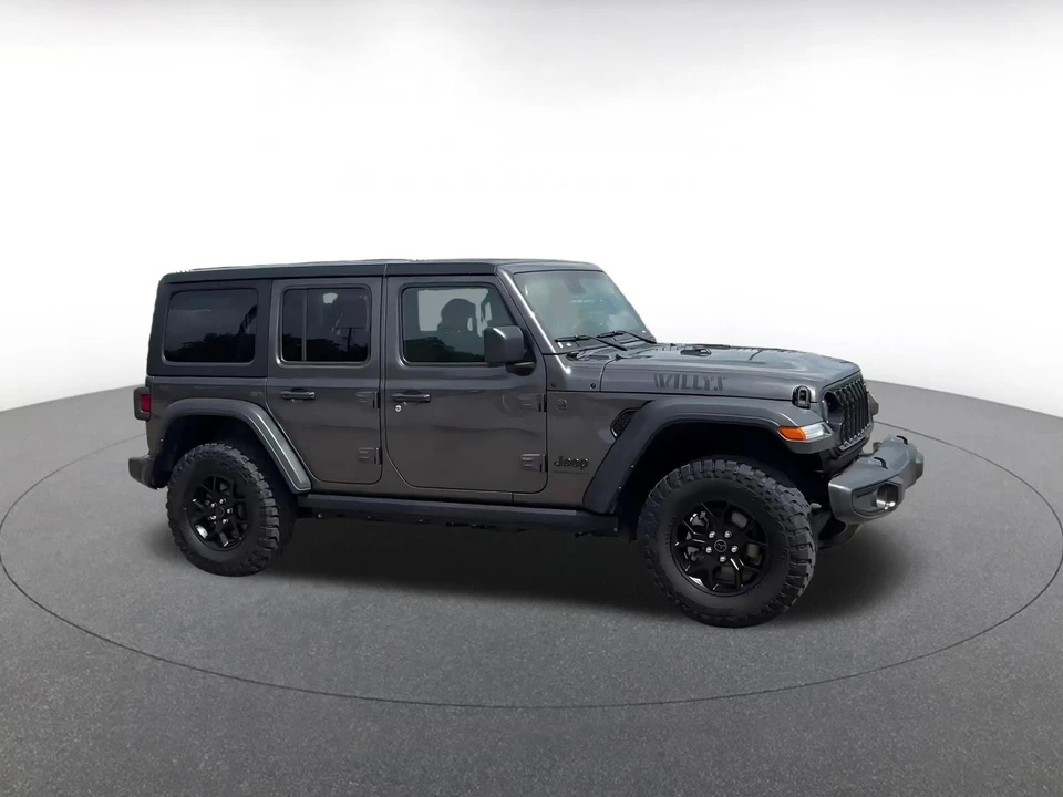 2025 Jeep JL Wrangler - Image 2 of 31