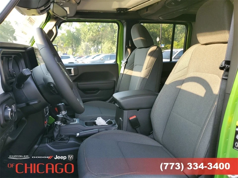 2025 Jeep JL Wrangler - Image 13 of 21