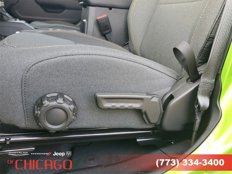 2025 Jeep JL Wrangler - Image 15 of 21