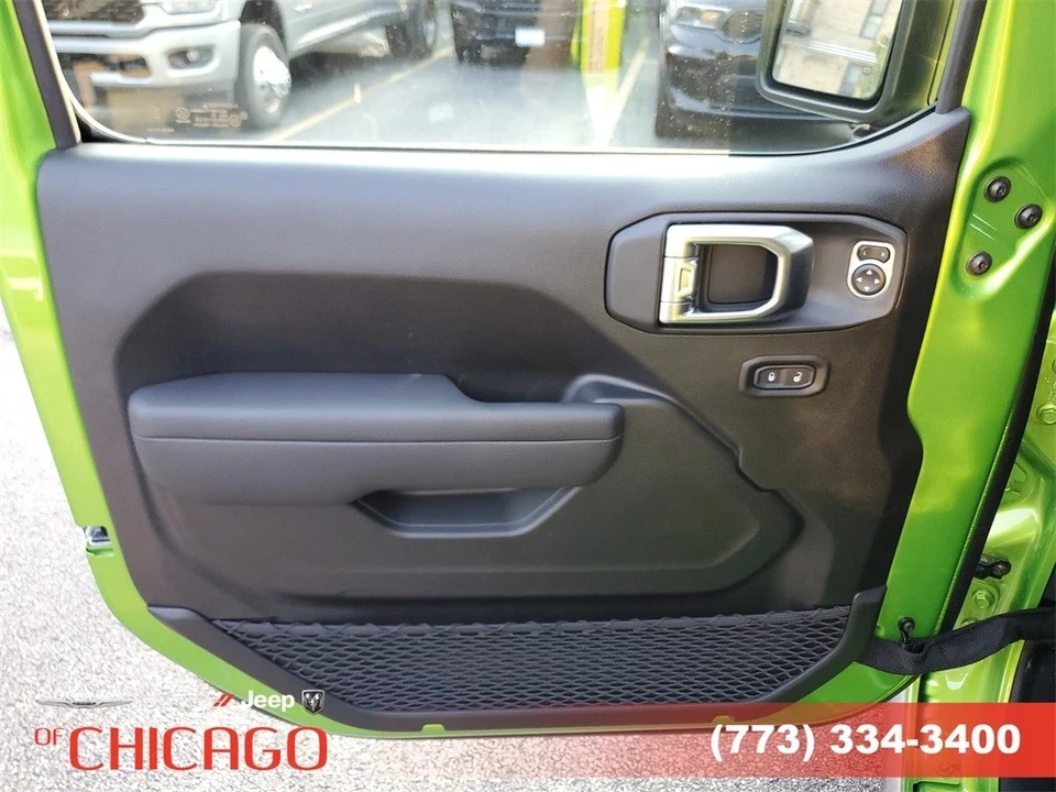 2025 Jeep JL Wrangler - Image 16 of 21