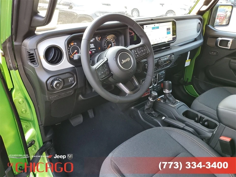 2025 Jeep JL Wrangler - Image 19 of 21