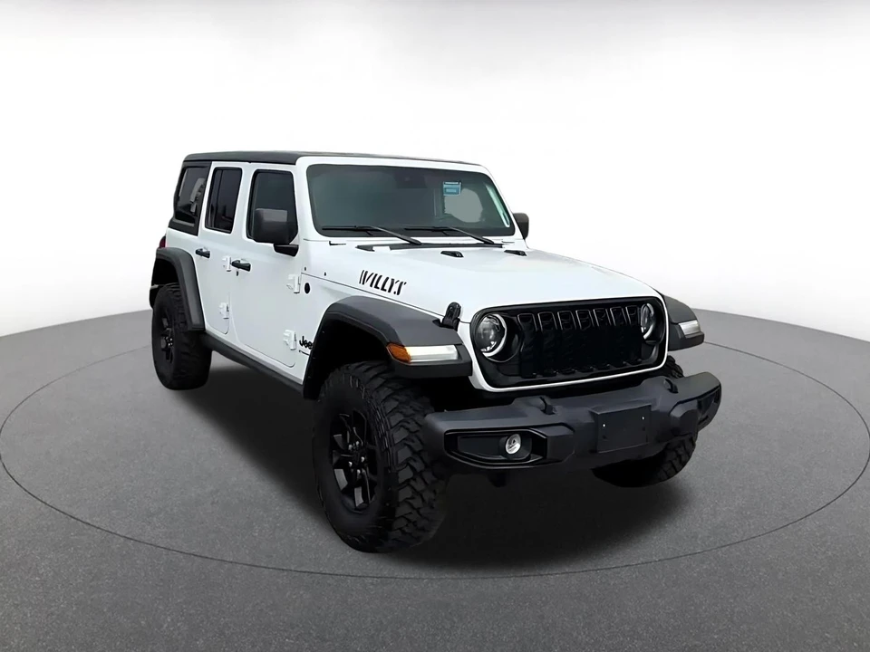 2025 Jeep JL Wrangler - Image 2 of 31