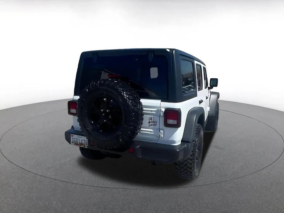 2025 Jeep JL Wrangler - Image 12 of 31