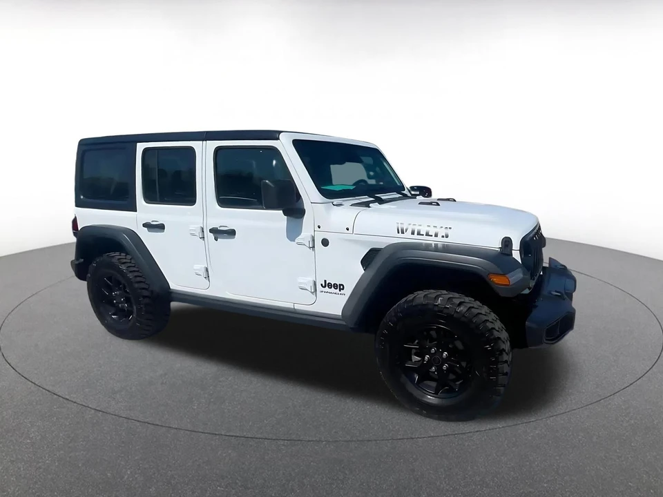 2025 Jeep JL Wrangler - Image 2 of 31