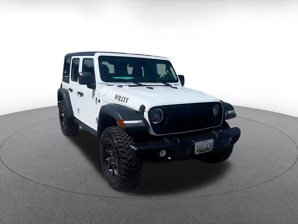 2025 Jeep JL Wrangler - Image 3 of 31