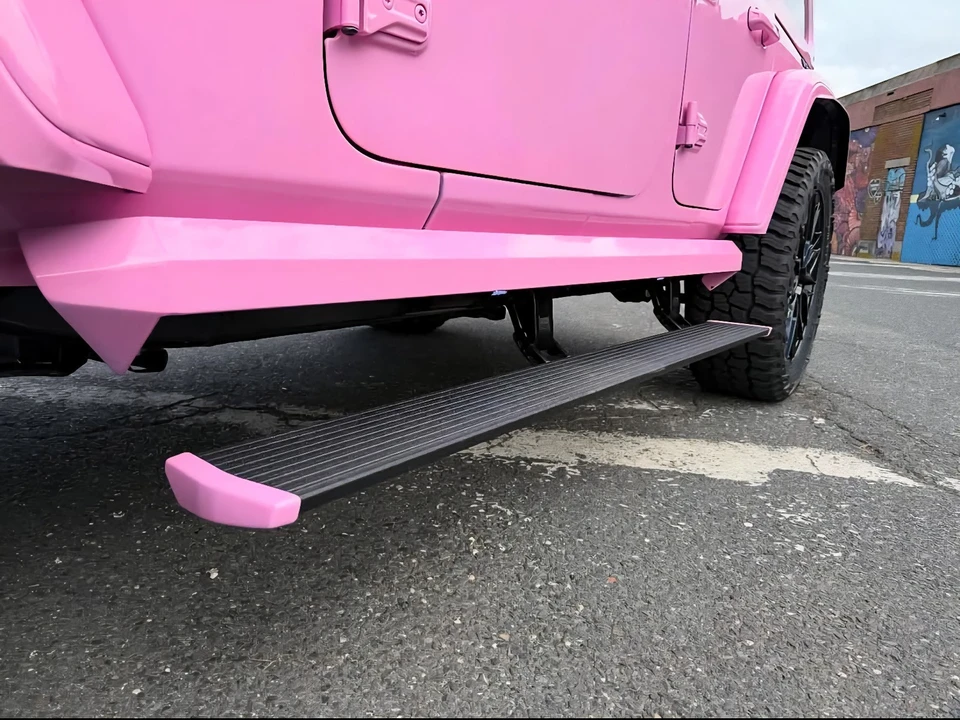 2025 Jeep JL Wrangler - Image 3 of 21