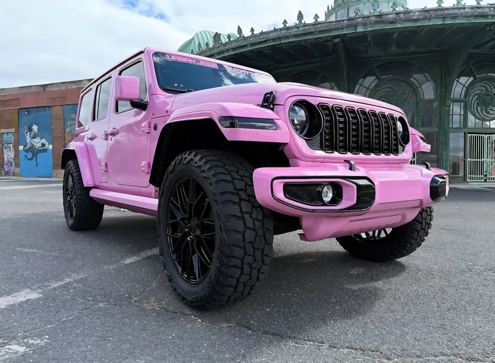 2025 Jeep JL Wrangler - Image 9 of 21
