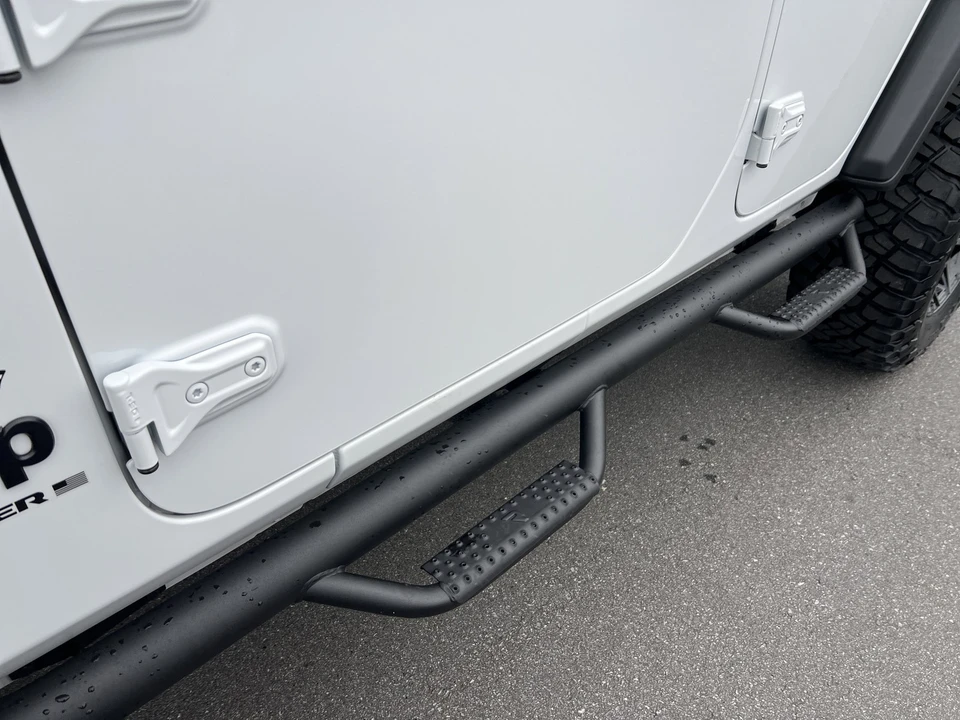 2025 Jeep JL Wrangler - Image 12 of 21