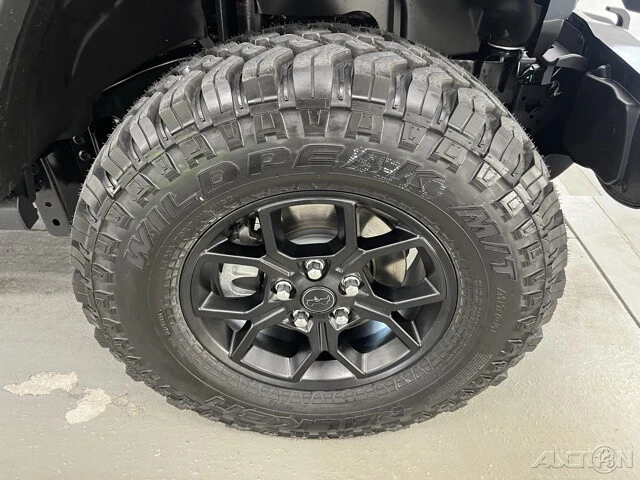2025 Jeep JL Wrangler - Image 4 of 12