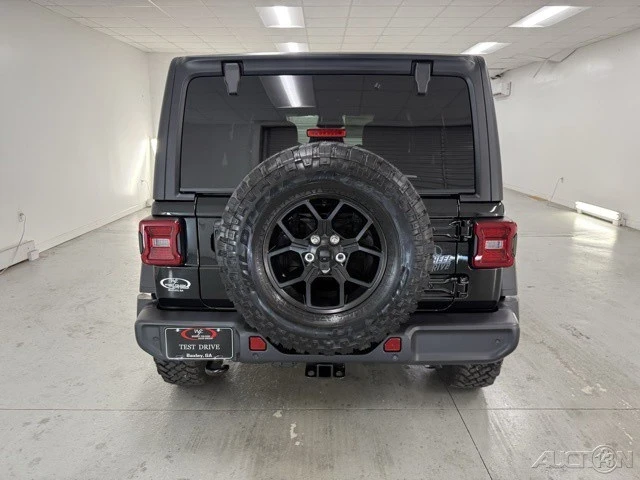 2025 Jeep JL Wrangler - Image 6 of 12